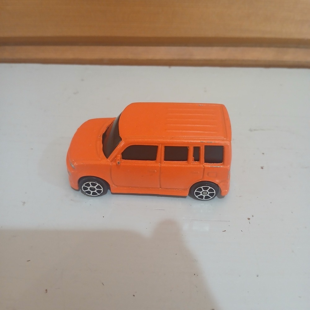 Orange Scion xB ⚫ Maisto Rare Vintage Tonka Hasbro